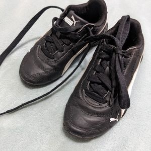 Kids 10T Puma Running Shoes